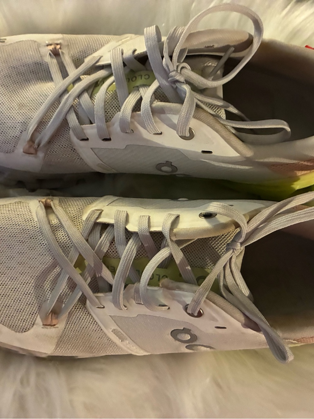 On Running White and Light Peach Cloud Shoes - Picture 2 of 5